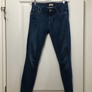 Mother jeans in blue!